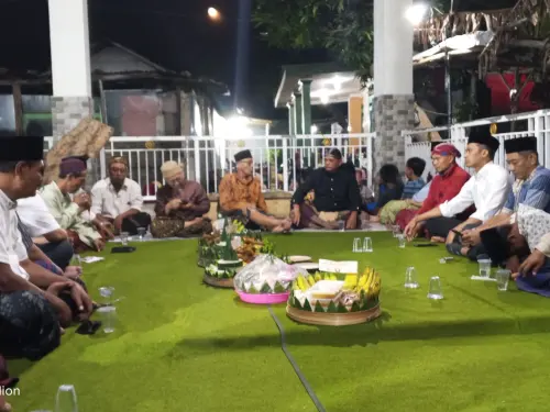 Warga Lingkungan Bence Kota Kediri Doa Bersama Bersih Desa, Diikuti Ratusan Warga