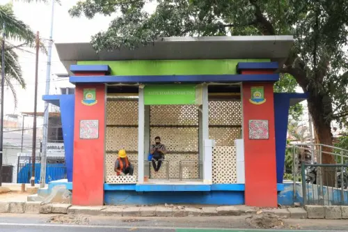 Pemkot Tangerang Perbaiki Halte Trans Tangerang