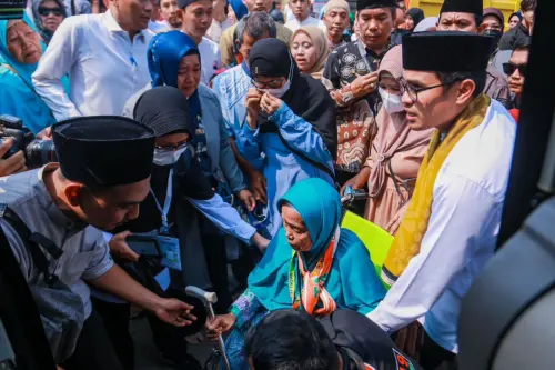 Calon Jamaah Haji Kloter 10 JKG Tangsel Dilepas Pilar Saga Ichsan