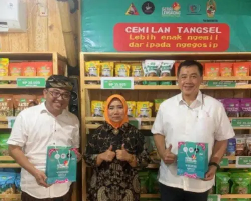 Dalang dan Tim Kreatif Gemini Booth Turut Ramaikan HUT Gerai Lengkong yang Ke 3Â 