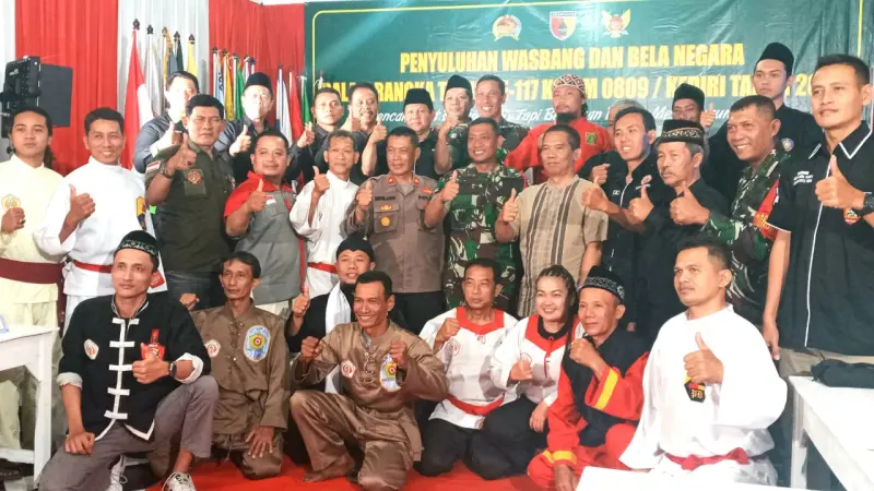 Kodim 0809 Kediri Beri Wasbang dan Bela Negara Bagi Para Pesilat