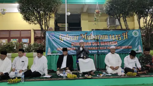 Malam Satu Muharram, MUI Tangsel Santuni Yatim, Dzikir dan Doa Bersama, Ketum: Semoga Allah Berikan Umur Panjang dan Murah RizkiÂ 