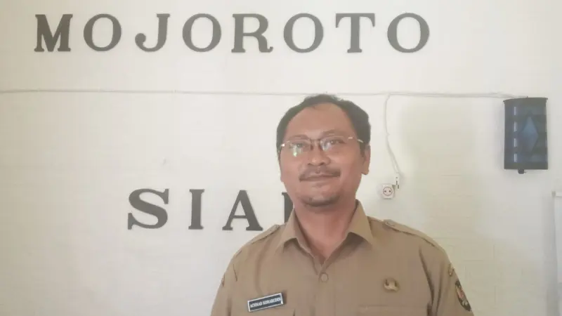 Sempat Gagal Lanjut S3 di Prancis, Lurah Mojoroto Kediri &nbsp;Torehkan Banyak Prestasi