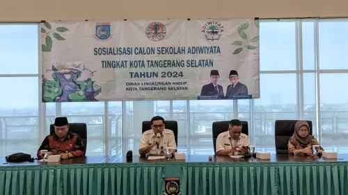 Ratusan Guru Ikuti Sosialisasi Calon Sekolah Adiwiyata Tingkat Kota