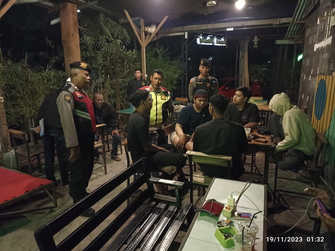 Rutin Patroli dan Razia, PolsekÂ  Mojoroto Cipta Kondisi Jelang Pemilu 2024