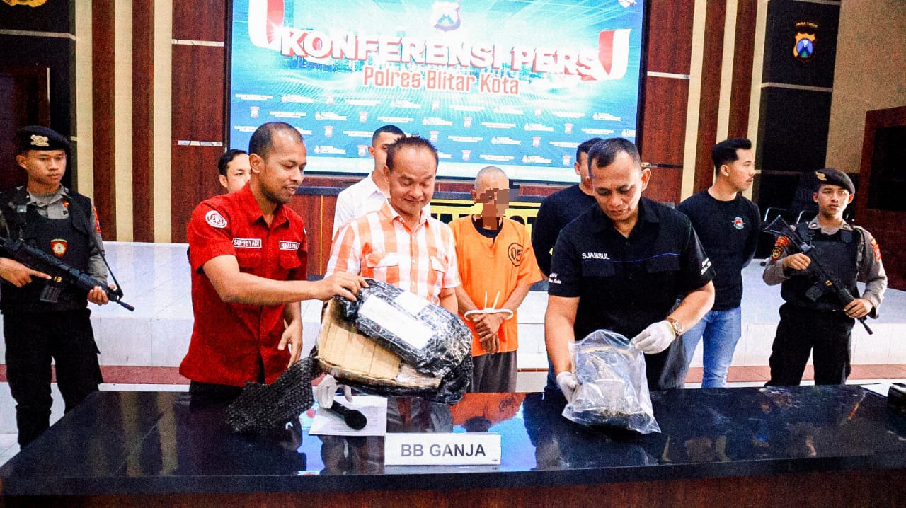 Hendak Edarkan Ganja Saat Tahun Baru, Warga Tulungagung Ditangkap Polres Blitar KotaÂ 