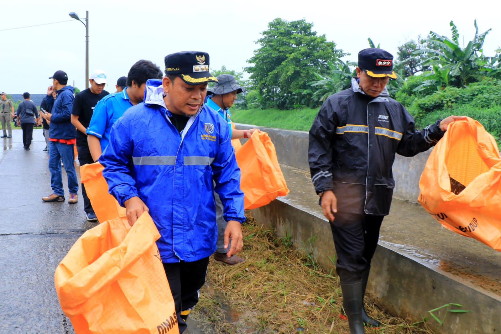 Gandeng Komunitas PJ Walikota Tangerang Bersih-bersih Sungai, Ajak Warga Jaga LingkunganÂ 