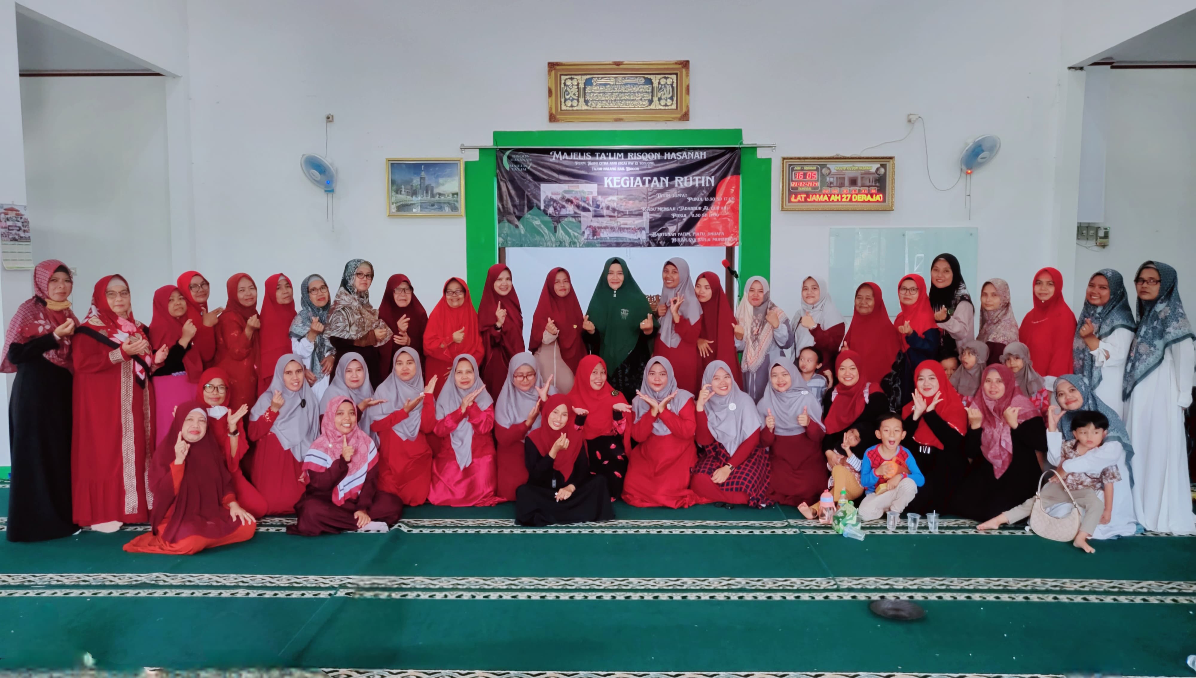 Jelang Ramadhan, Majelis Taklim Risqon Hasanah Adakan Tawaqufan, Anak Yatim dan Dhuafa Turut DisantuniÂ Â 