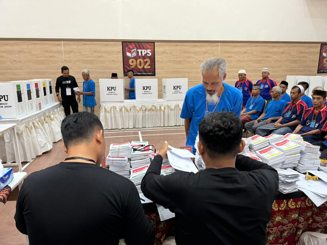 854 Warga Binaan Nyoblos di Lapas II A Kediri