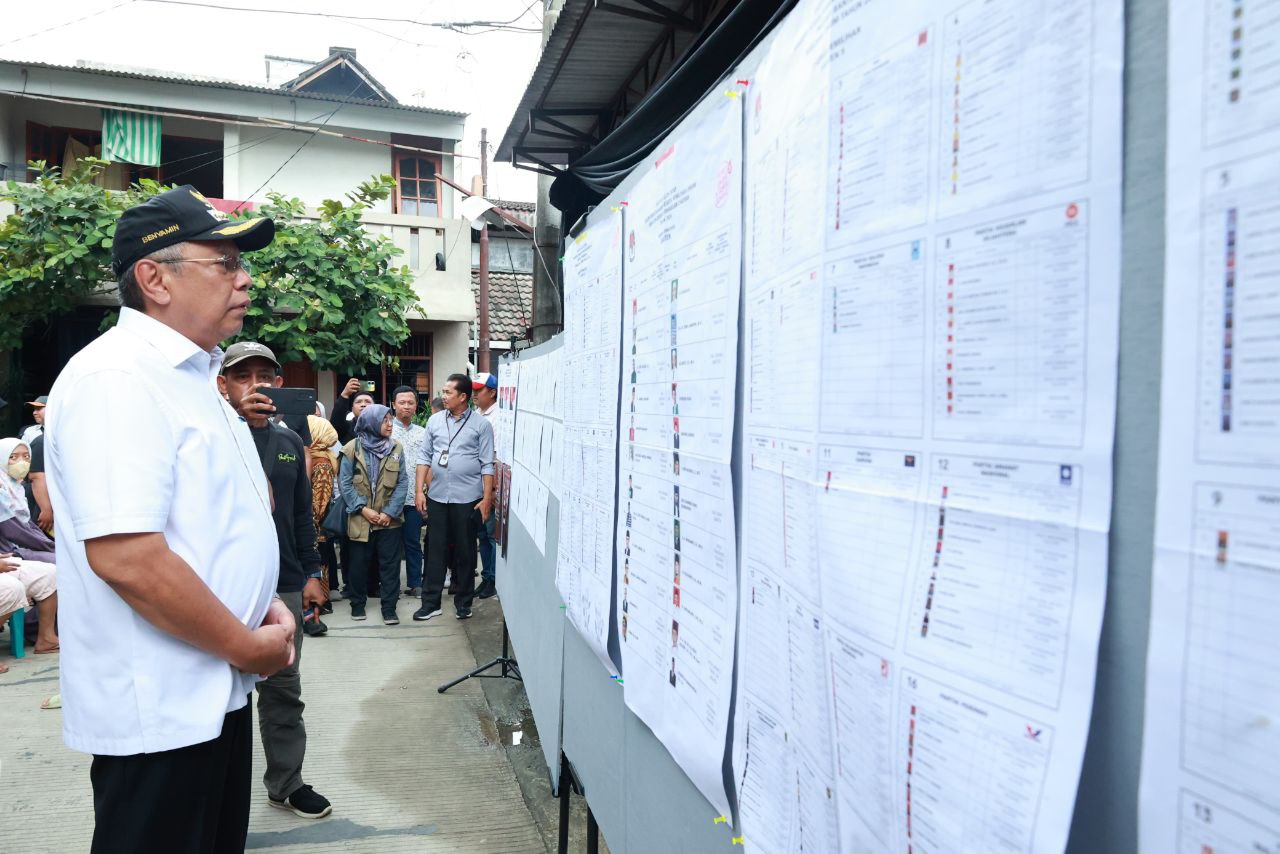 Benyamin-Pilar Tinjau Pemungutan Suara Susulan di Pondok ArenÂ 