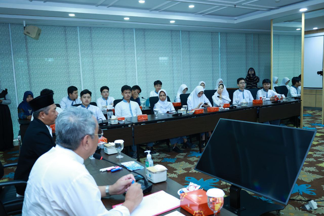 16 Siswa SMA Al Azhar BSD Bertandang ke Amerika, Benyamin Pesan Jaga Rasa Percaya Diri