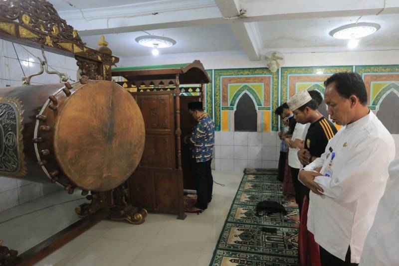 Pj Wali Kota Wisata Religi di Masjid Pintu Seribu Kota Tangerang