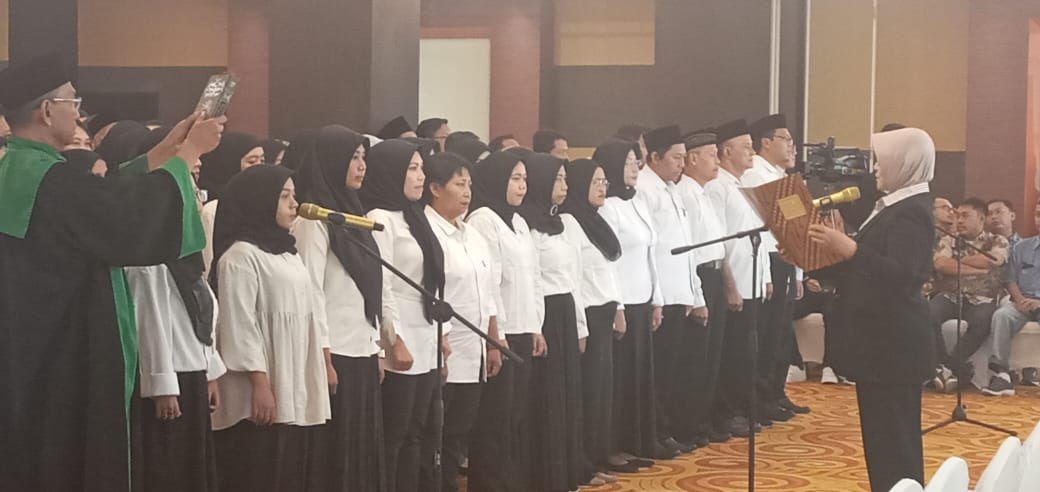 KPU Kota Kediri Lantik 138 PPS, Mereka Disumpah Jaga IntegritasÂ 