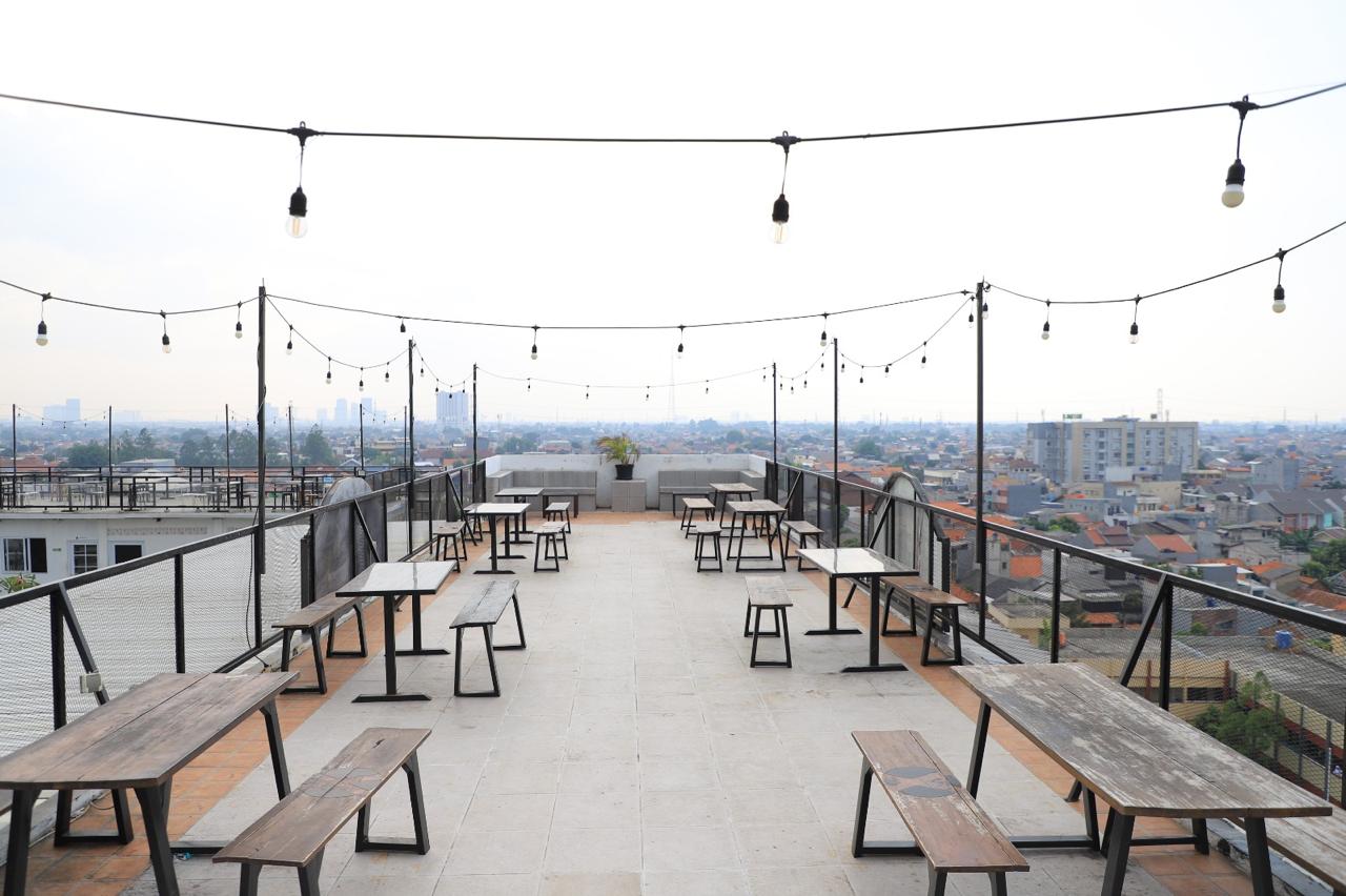 The Rooftop Coffee and Resto, Kedai Kopi Tertinggi di Kota Tangerang