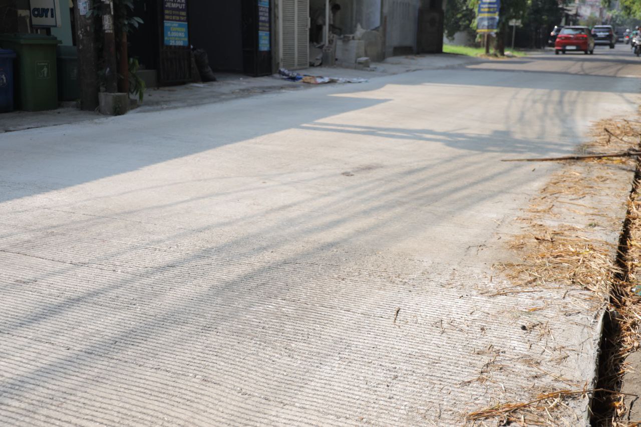 Pemkot Tangsel Patching Beton Ruas Jalan Yapen
