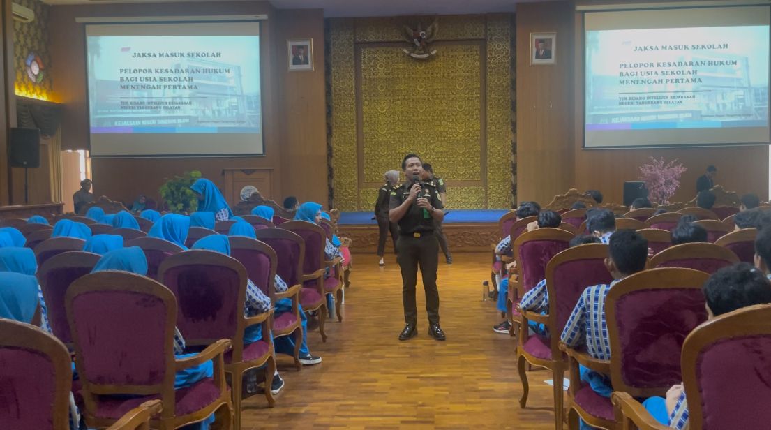 Lewat Jaksa Masuk Sekolah, Ratusan Siswa SMP Global Islamic School 2 Edukasi Tentang Hukum