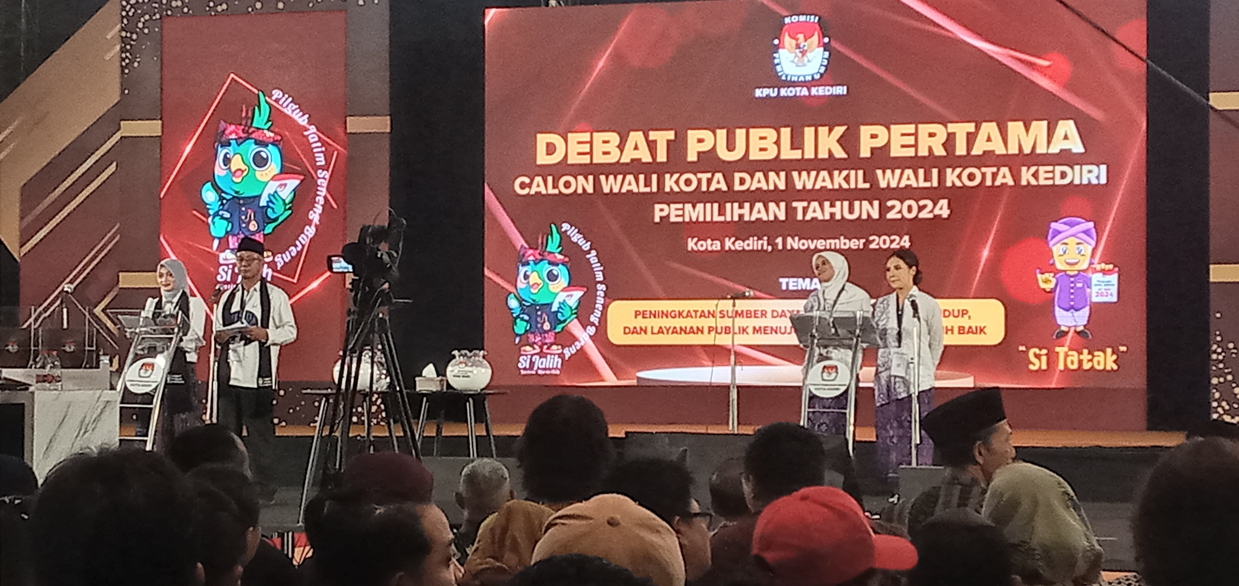 Pilkada Kota Kediri, Debat Terbuka Antar Paslon Paparkan Program Lima Tahun kedepan