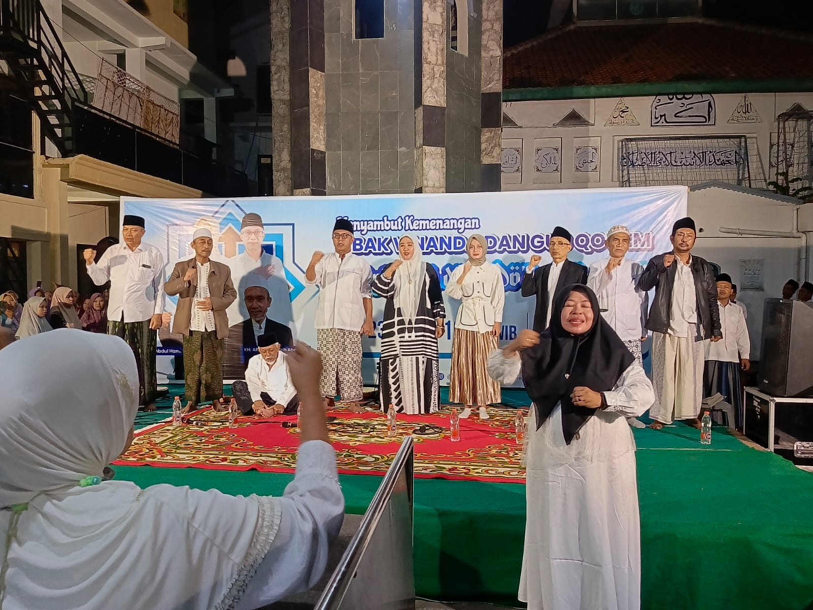 Jemput Kemenangan Vinanda-Gus Qowim, Ribuan Masyarakat Ikut Istighosah dan Doa Bersama