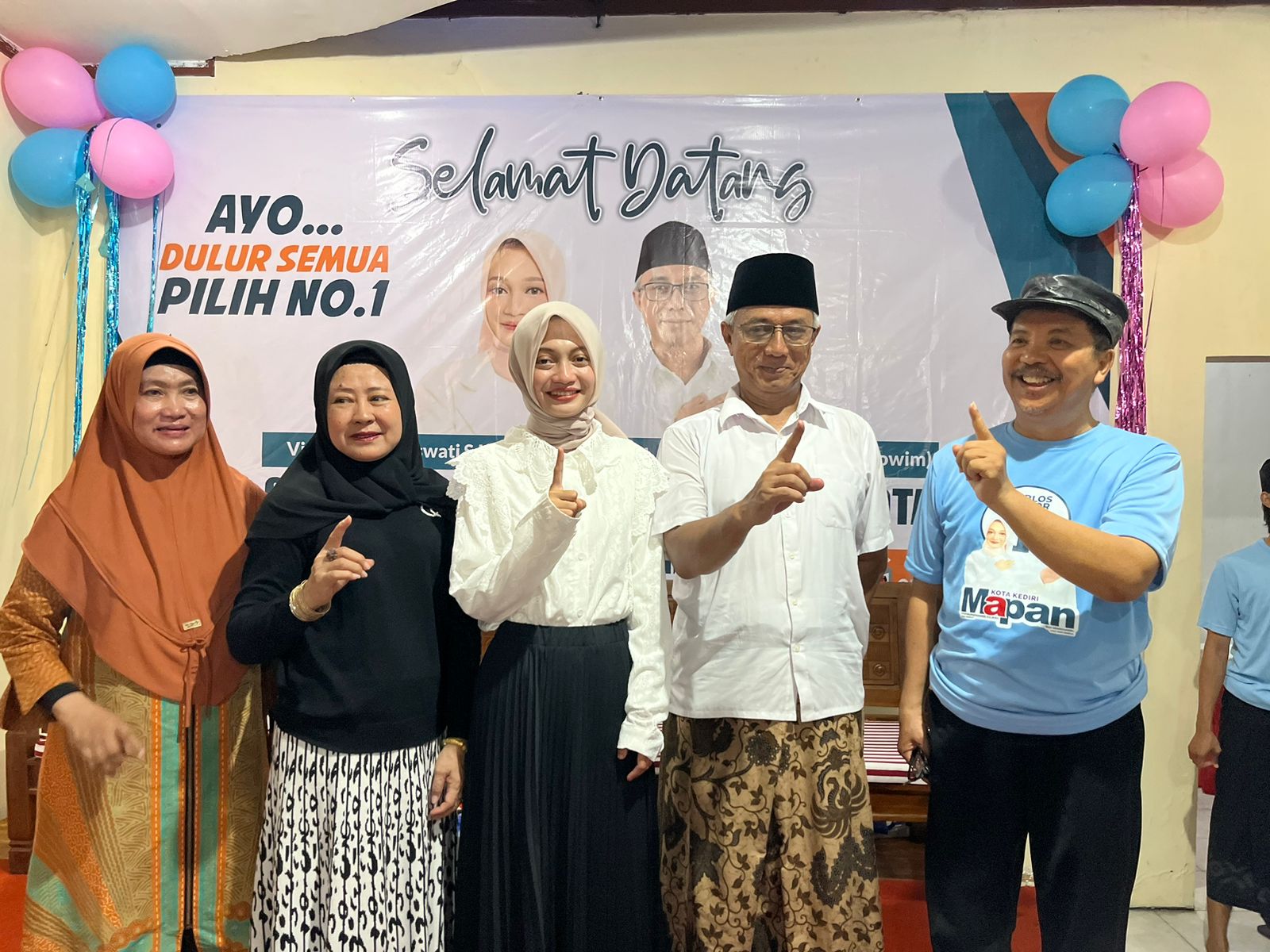 Keluarga Besar Mantan Walikota Kediri Siap Menangkan Paslon Vinanda Gus Qowim