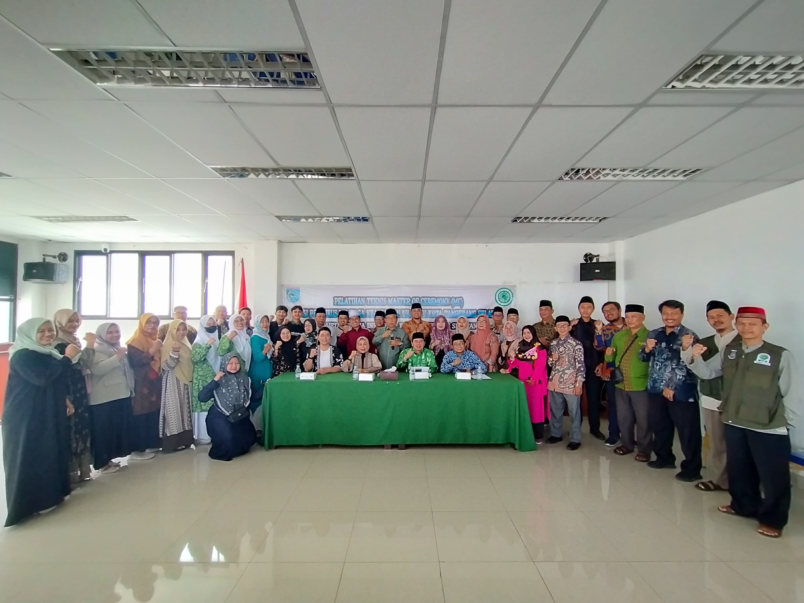 Pelatihan Pembawa Acara MUI Tangsel Soroti Penguasaan Materi Sebuah Acara