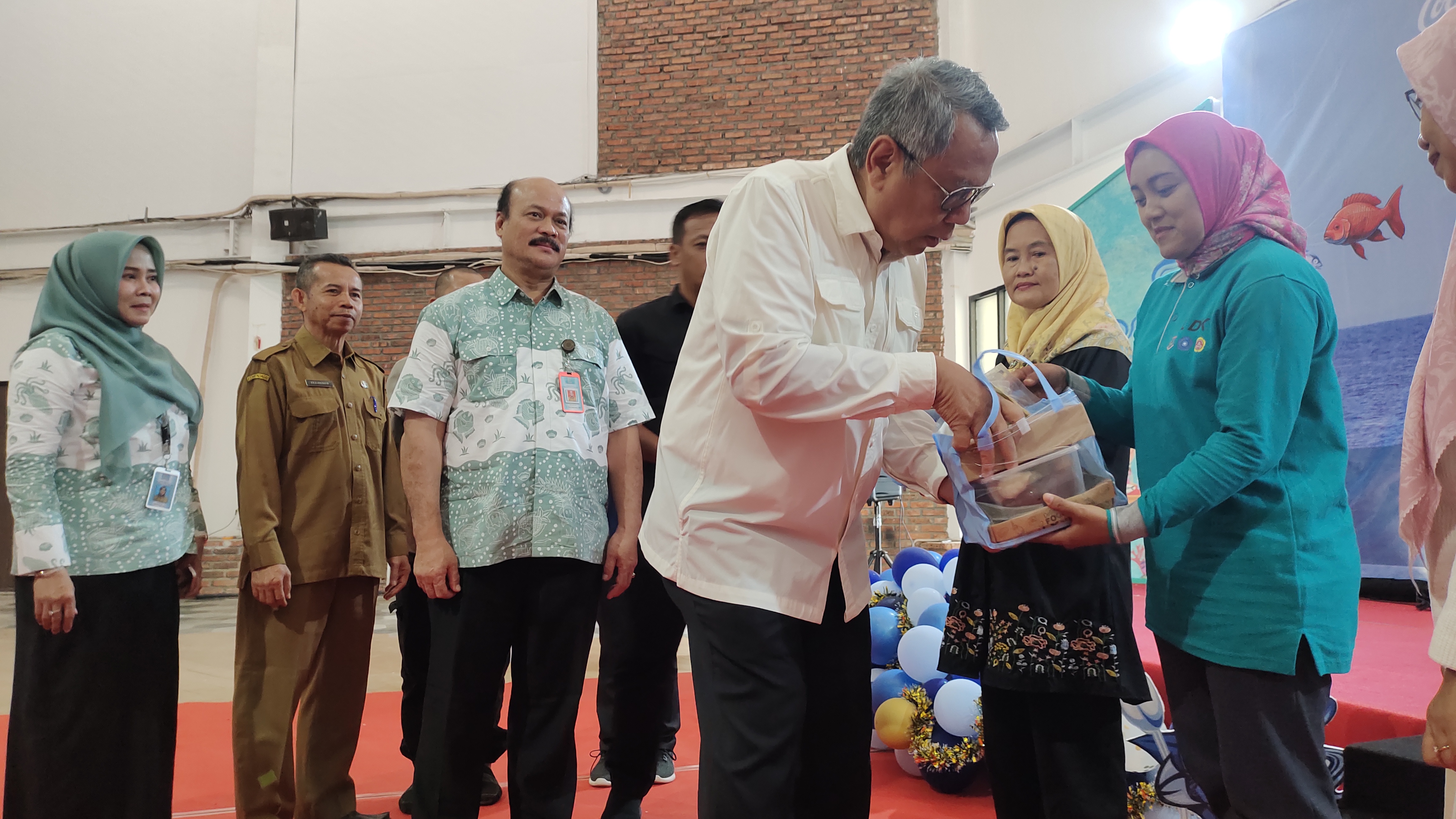 Gerakan Memasyarakatkan Makan Ikan Menuju Generasi Tangsel Kuat dan Sehat