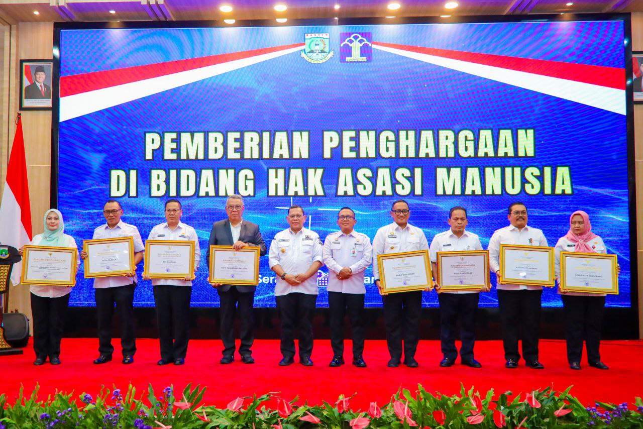 Pemkot Tangsel Terima Penghargaan Kota Peduli HAM