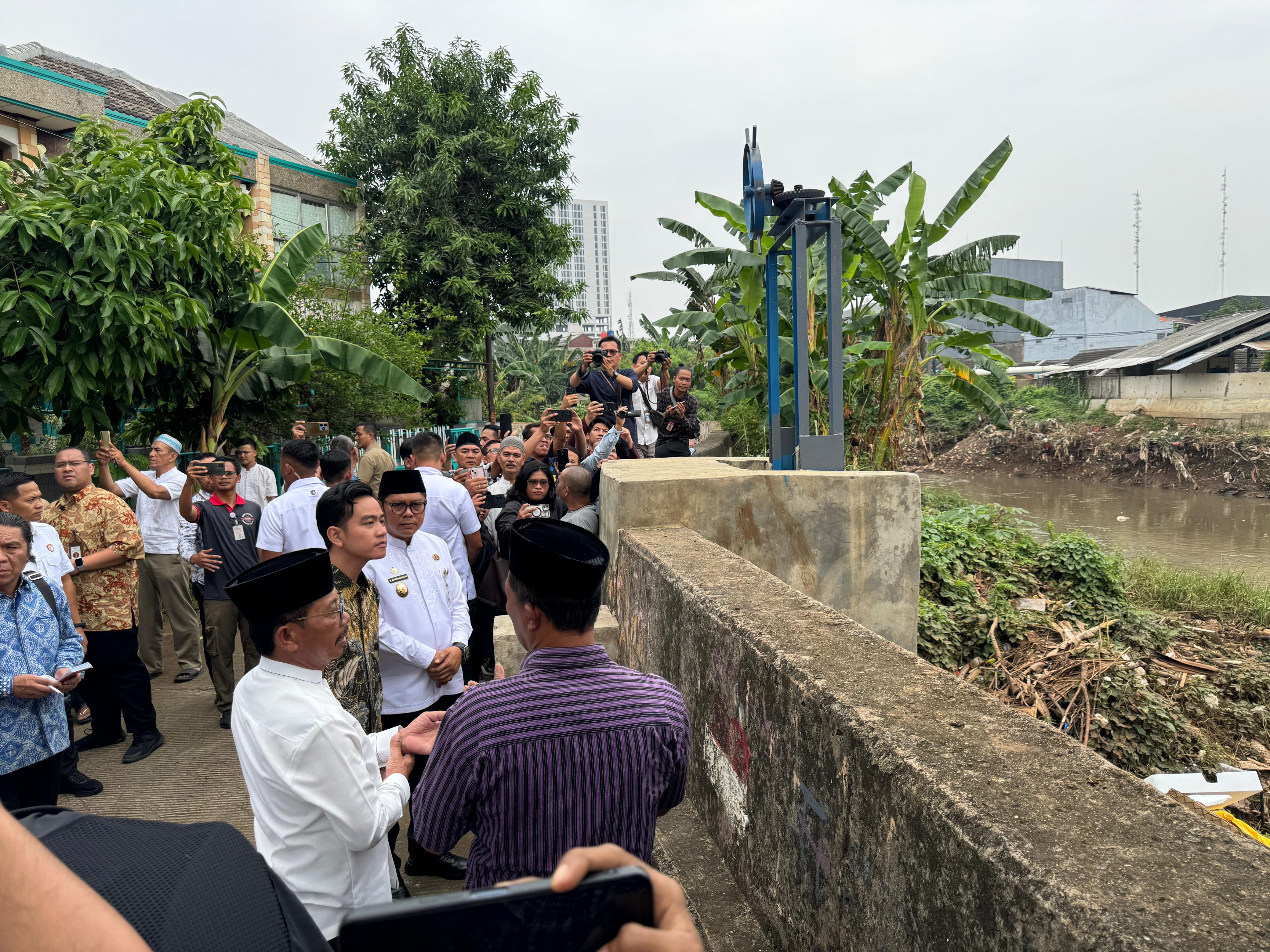Tinjau Kondisi Pascabanjir di Ciledug, Wapres Minta Inventarisasi Wilayah Rawan Sepanjang Kali Angke