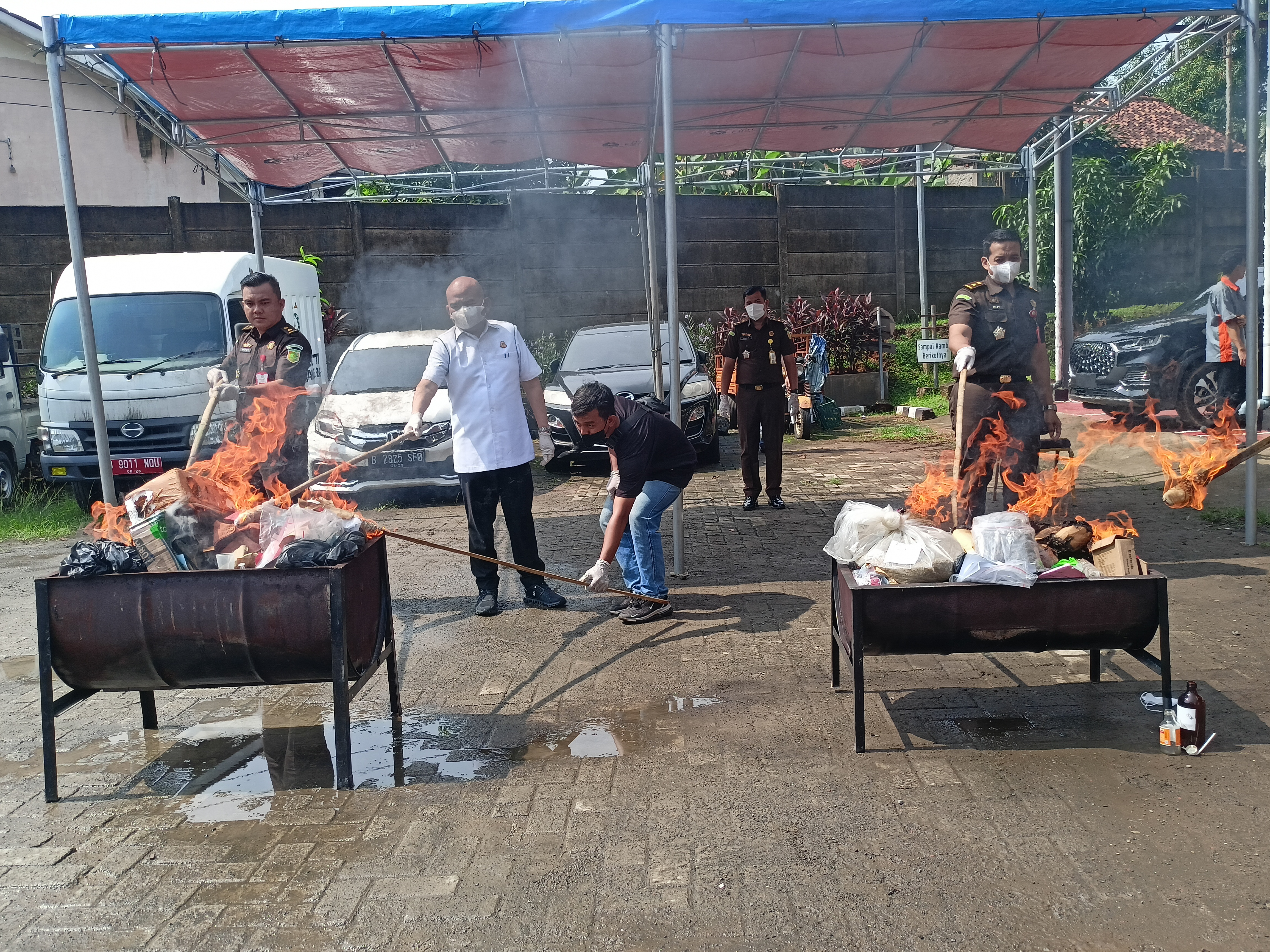 Kejari Tangsel Tegas! Ganja dan Sinte 40 kg Lebih Dimusnahkan