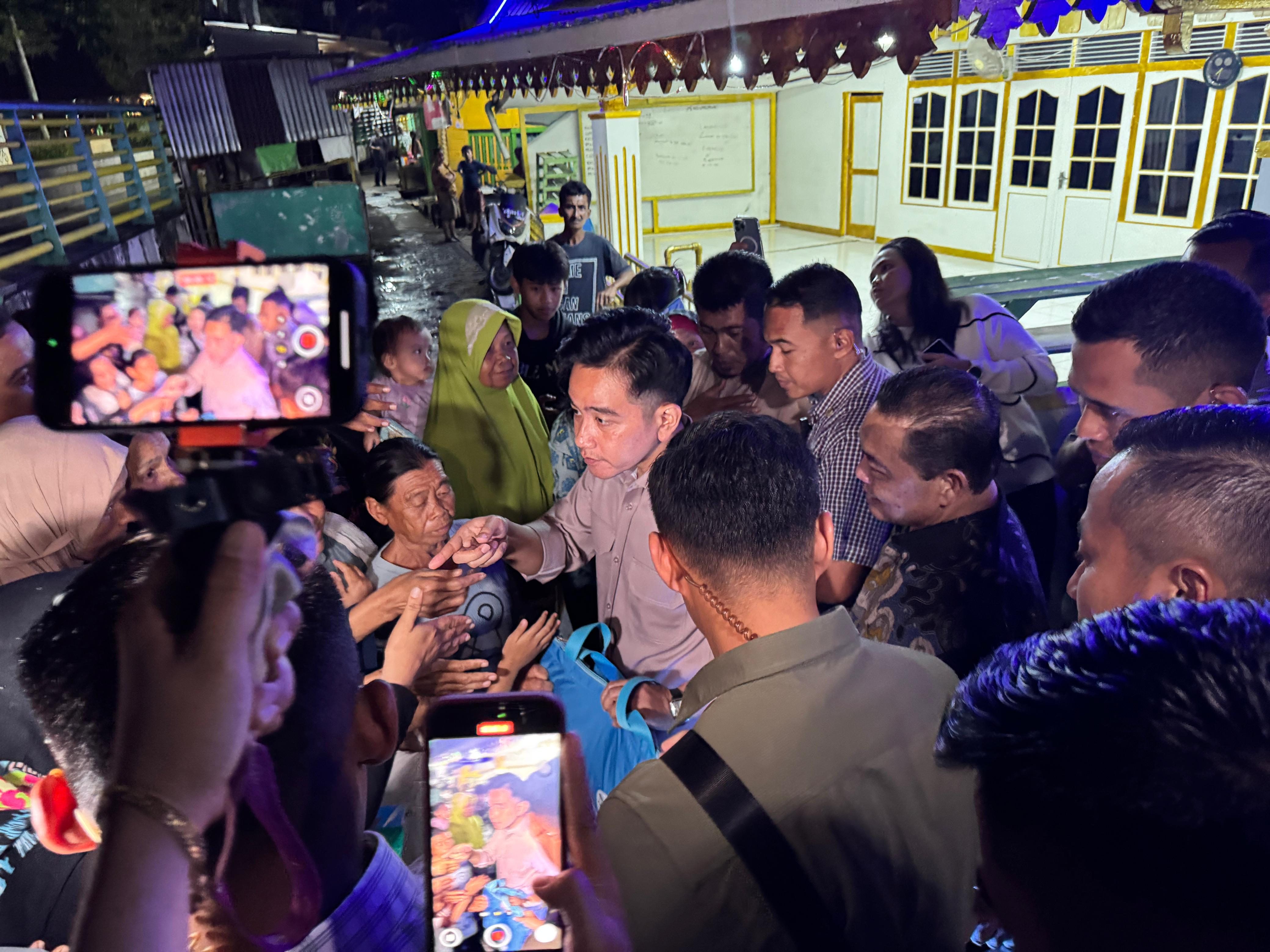 Jumat Petang, Wapres Blusukan di Tepian Sungai Kapuas