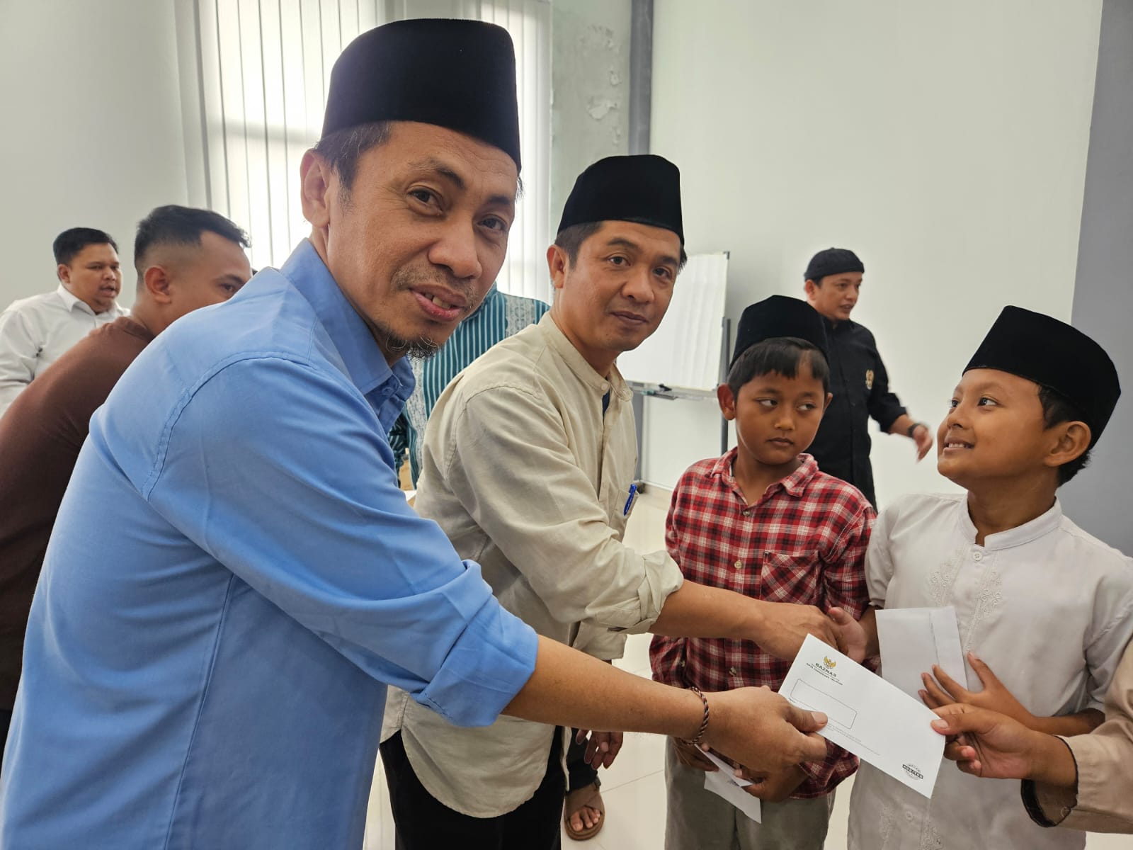 PWI Tangsel & Baznas Semarakkan Kemerdekaan dengan Santunan Anak Yatim dan Dhuafa