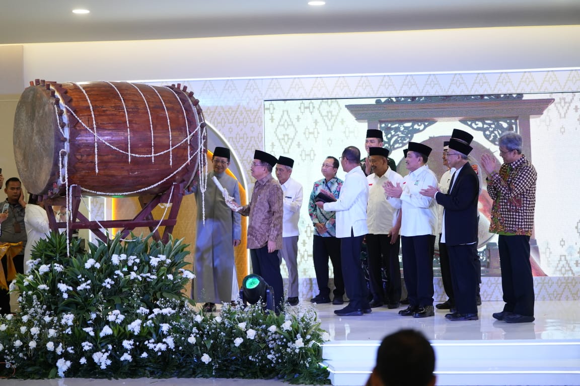 APP Group Wakafkan 1.000 Mushaf Alquran untuk Masjid Raya Baitul Mukhtar BSD City