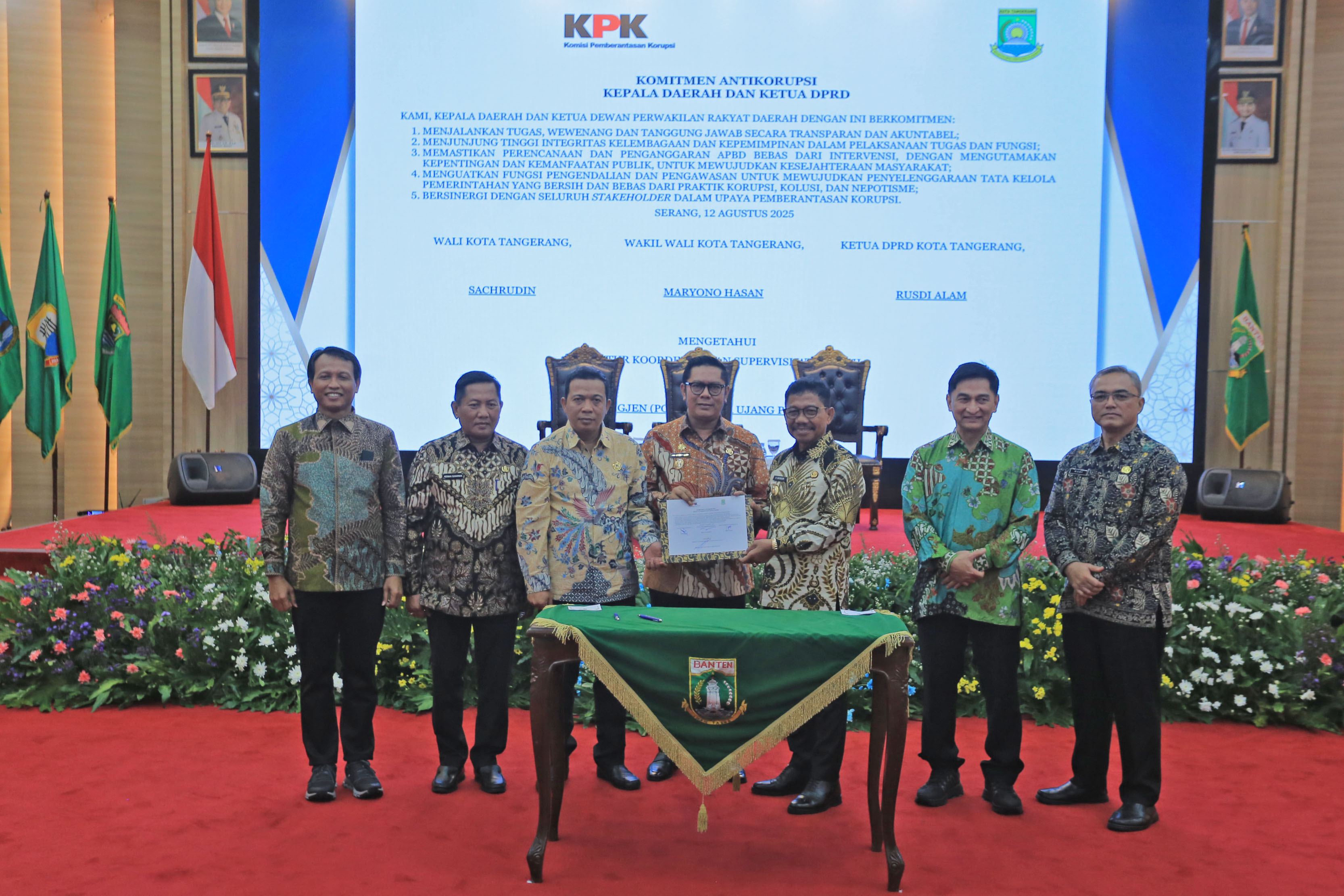 Sachrudin-Maryono Teken Komitmen Anti Korupsi dengan KPK RI