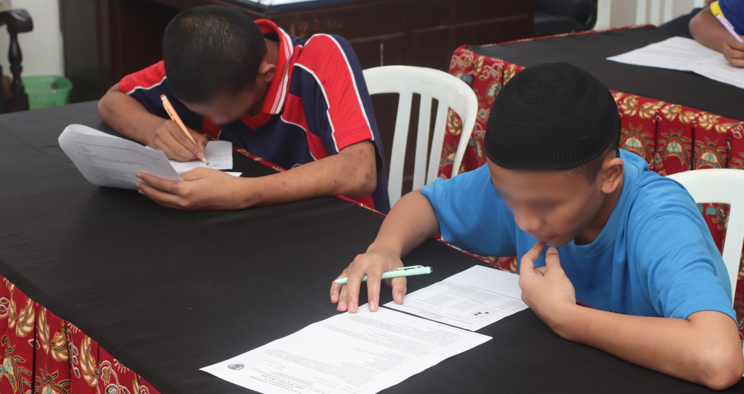 Empat Anak Binaan Ikuti Ujian Tengah Semester di Lapas Kediri