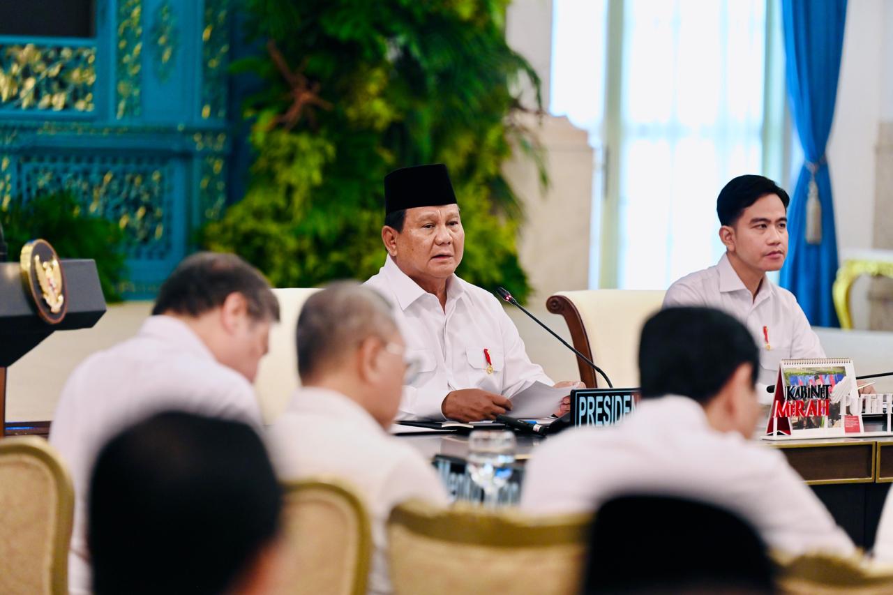Perkuat Respons Terpadu Tangani Bencana, Wapres Gibran Dampingi Presiden Prabowo Pimpin Sidang Kabinet Paripurna