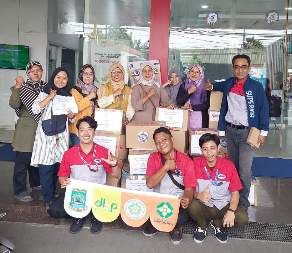 Pelaku Usaha Donasi Produk UMKM untuk Korban Bencana Sumatera