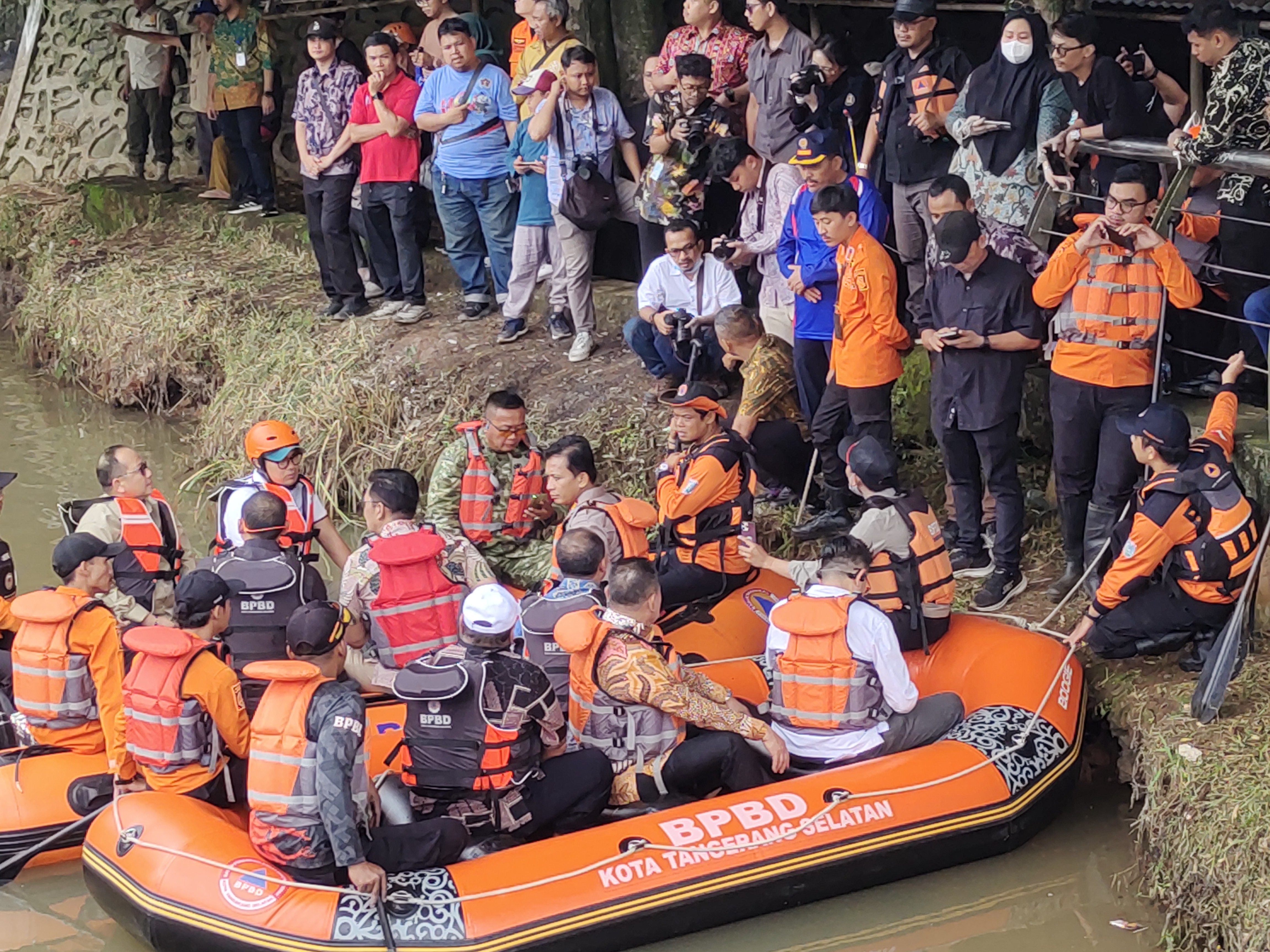 Kebakaran Gudang Kimia Timbulkan Dampak Serius, Pejabat Tangsel Kerepotan