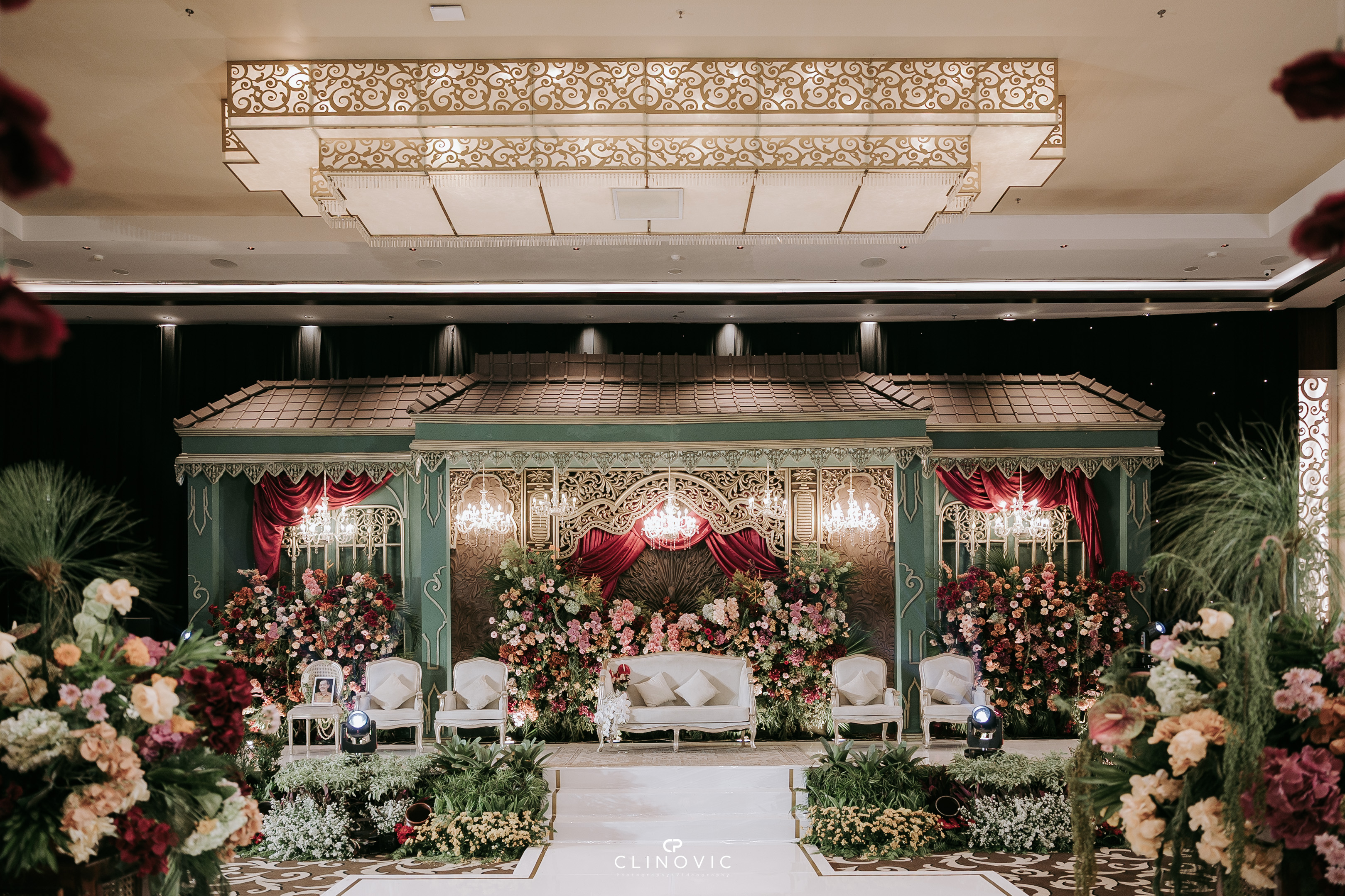 Atria Gading Serpong Gelar Wedding Tradisional Megah Berkelas