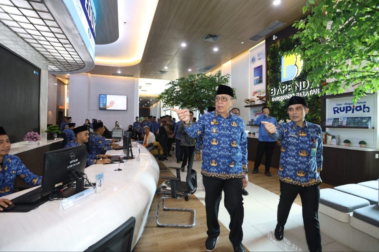 Rampung Dibangun DCKTR, Wali Kota Benyamin Davnie Tinjau Gedung Baru Bapenda dan Dukcapil di Kawasan Cilenggang Serpong