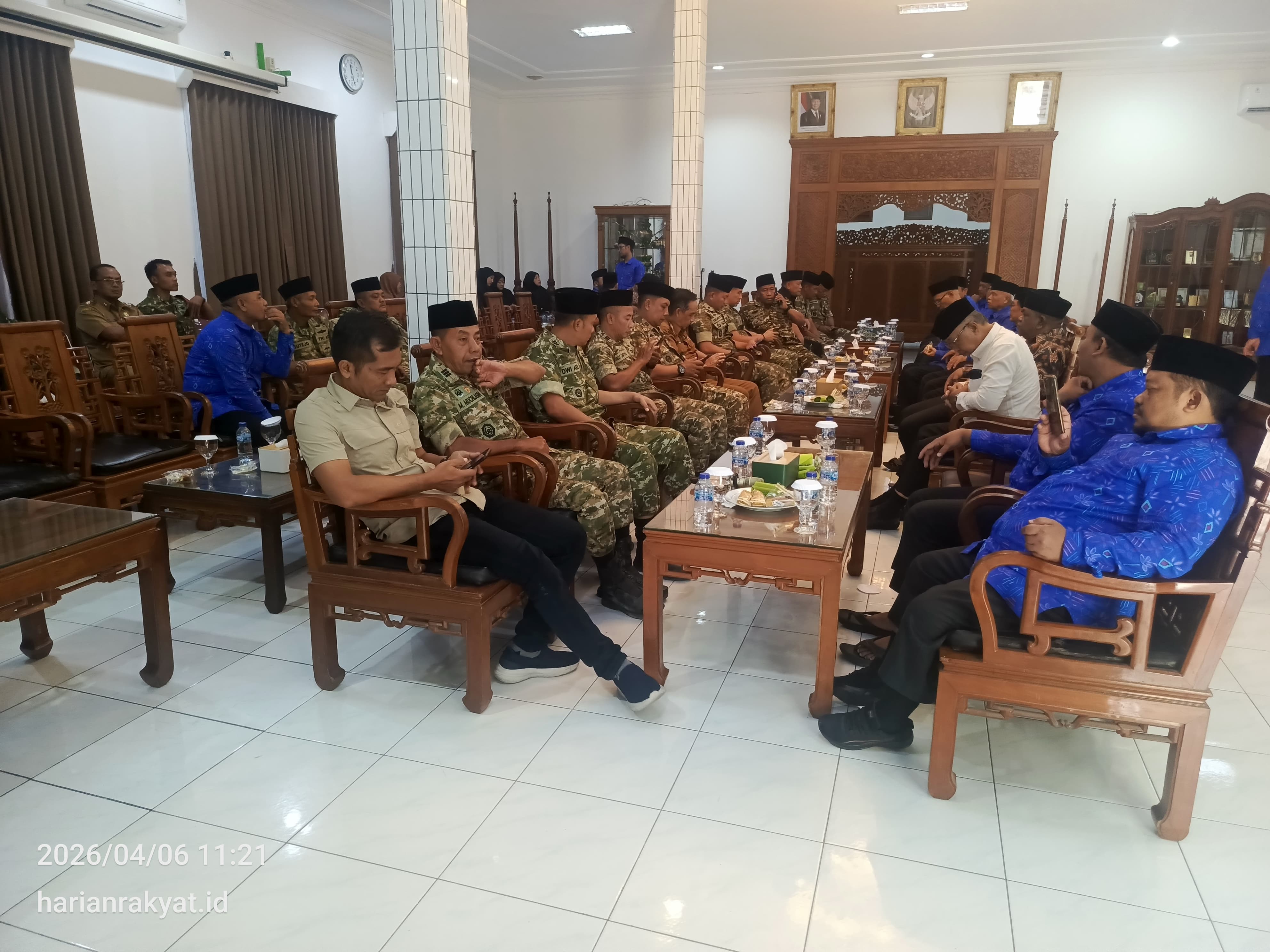 Kodim Kediri Silaturahmi ke Ponpes Wali Barokah Perkuat Sinergi